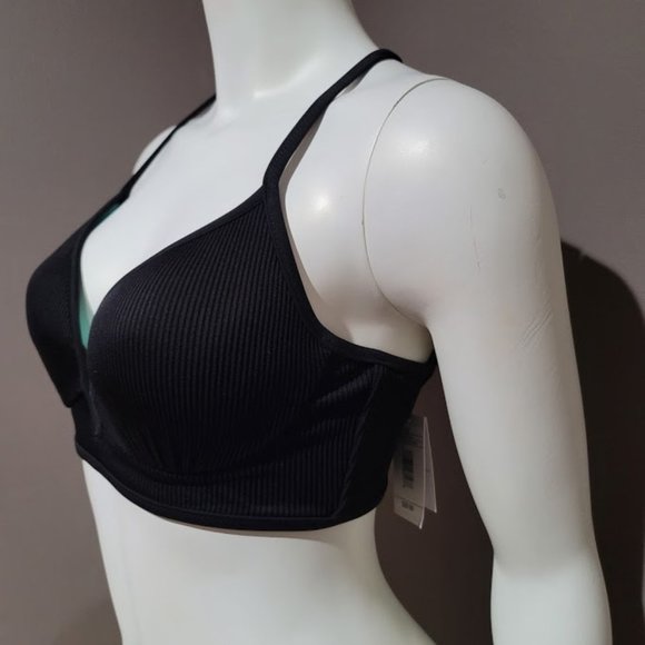 Shade & Shore V-Wire Ribbed Bikini Top - Picture 3 of 9